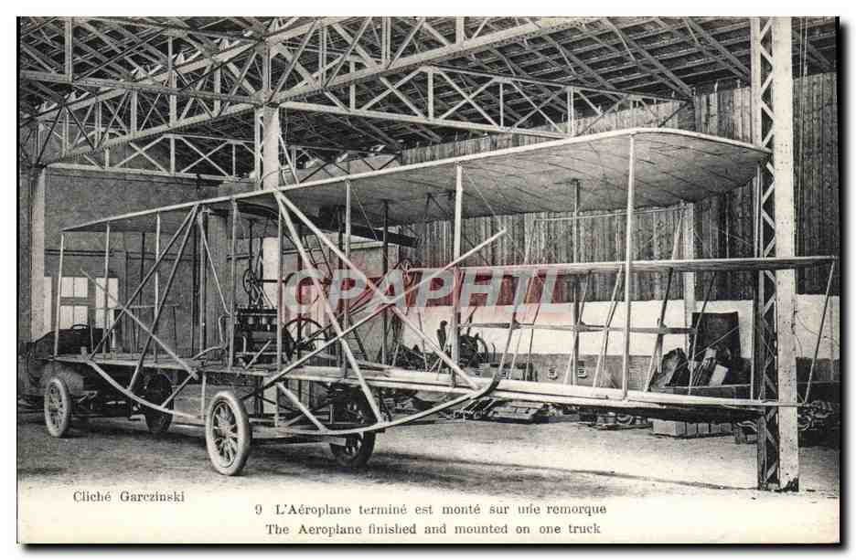 CPA Avion Aviation Aeroplane termine est monte sur une remorque Wilbur Wright 