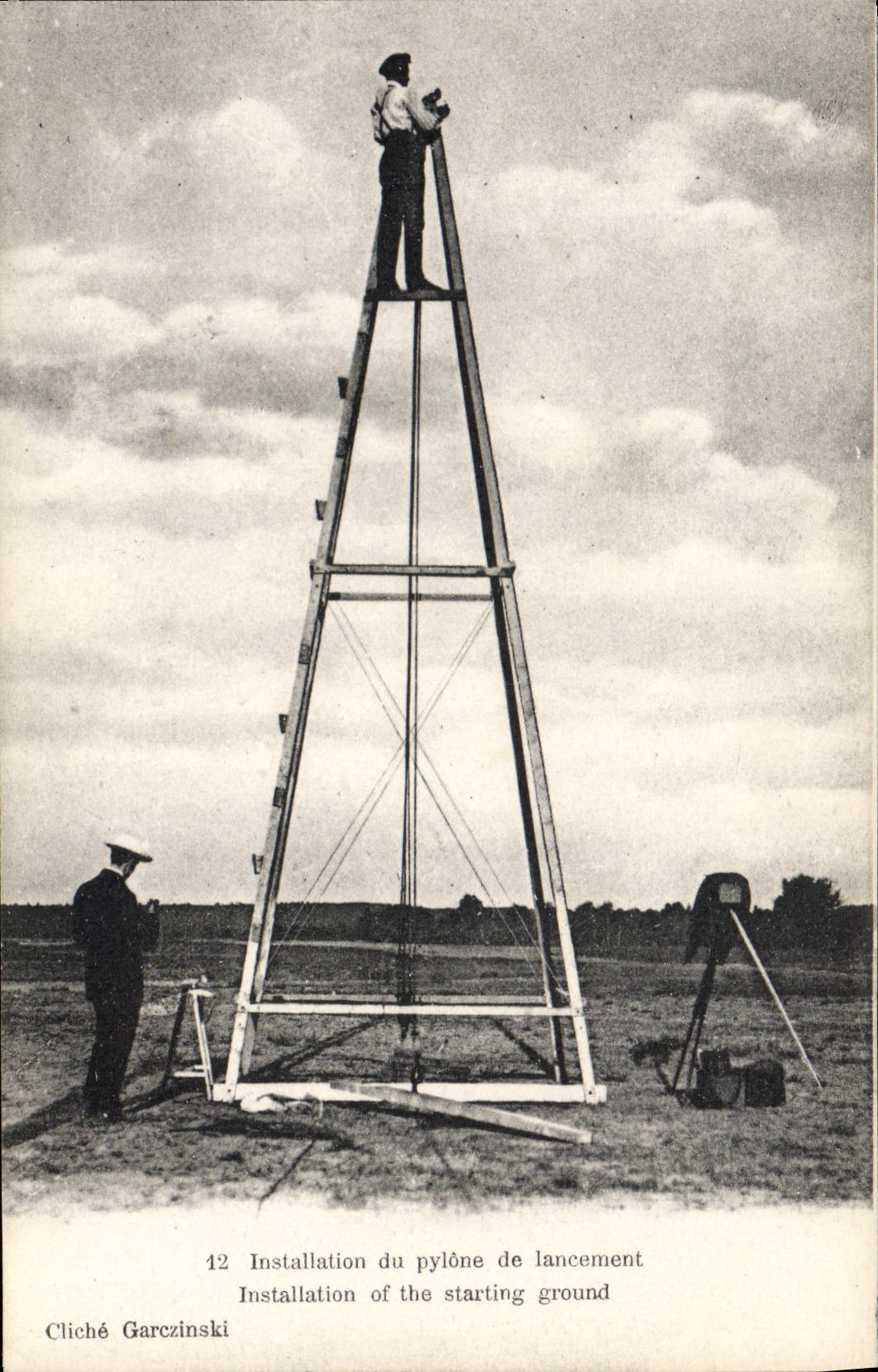 CPA Avion Aviation Installation du pylone de lancement Wilbur Wright 