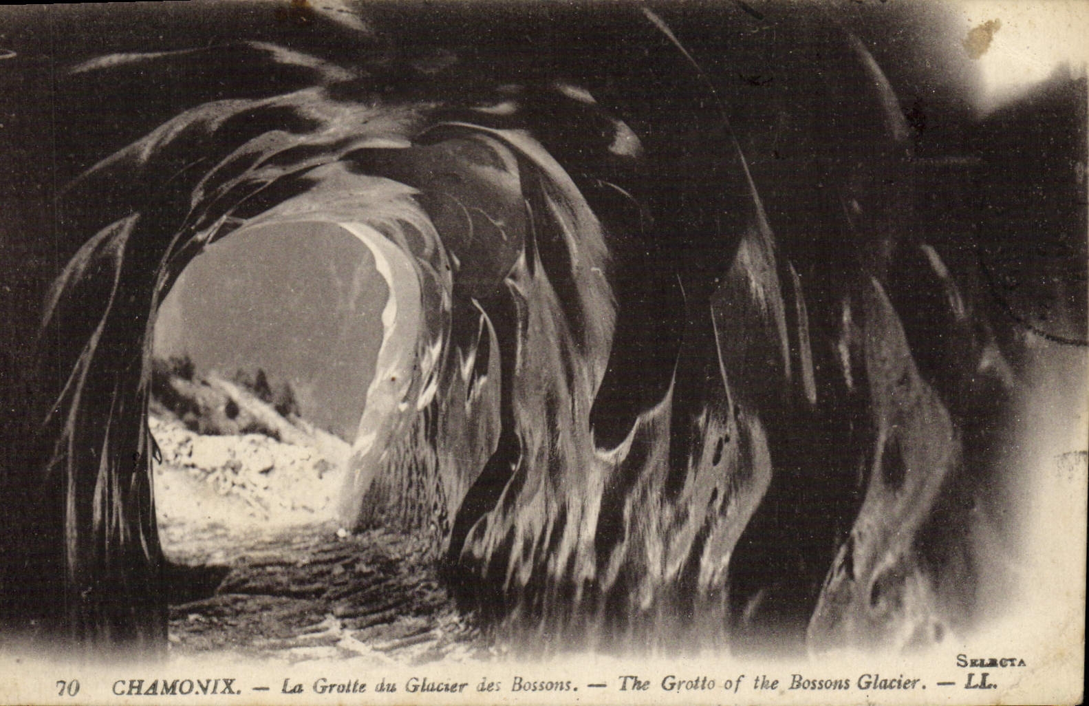 CPA Chamonix La grotte du glacier des Bossons 