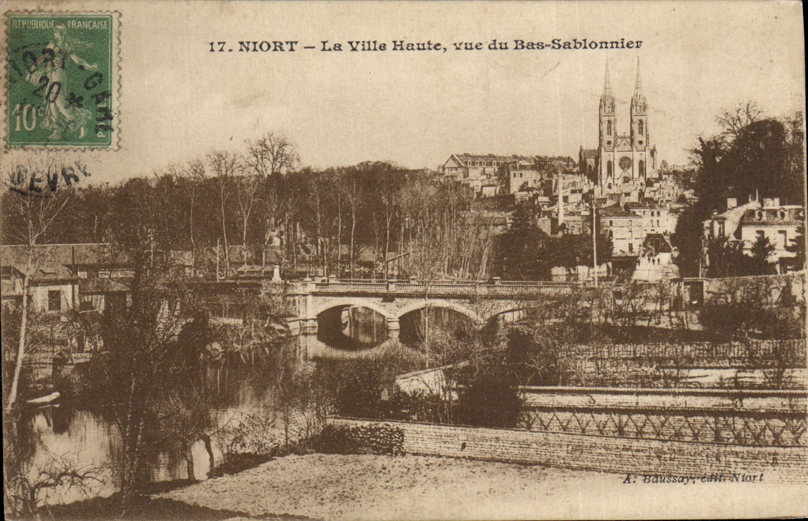 Niort — La Ville Haute, vue du Bas-Sablonnier — A. Boussay, édit. Niort