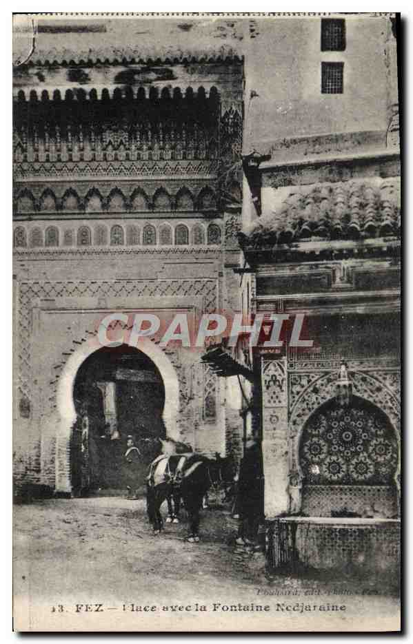 CPA Fez Place Avec La Fontaine Nedjaraine Ane Mule