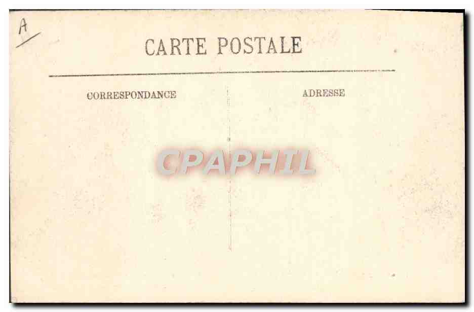 Funerales de las víctimas de la terrible catástrofe del "Liberté" — Carros de artillería llevando los féretros — LL. — Reverso