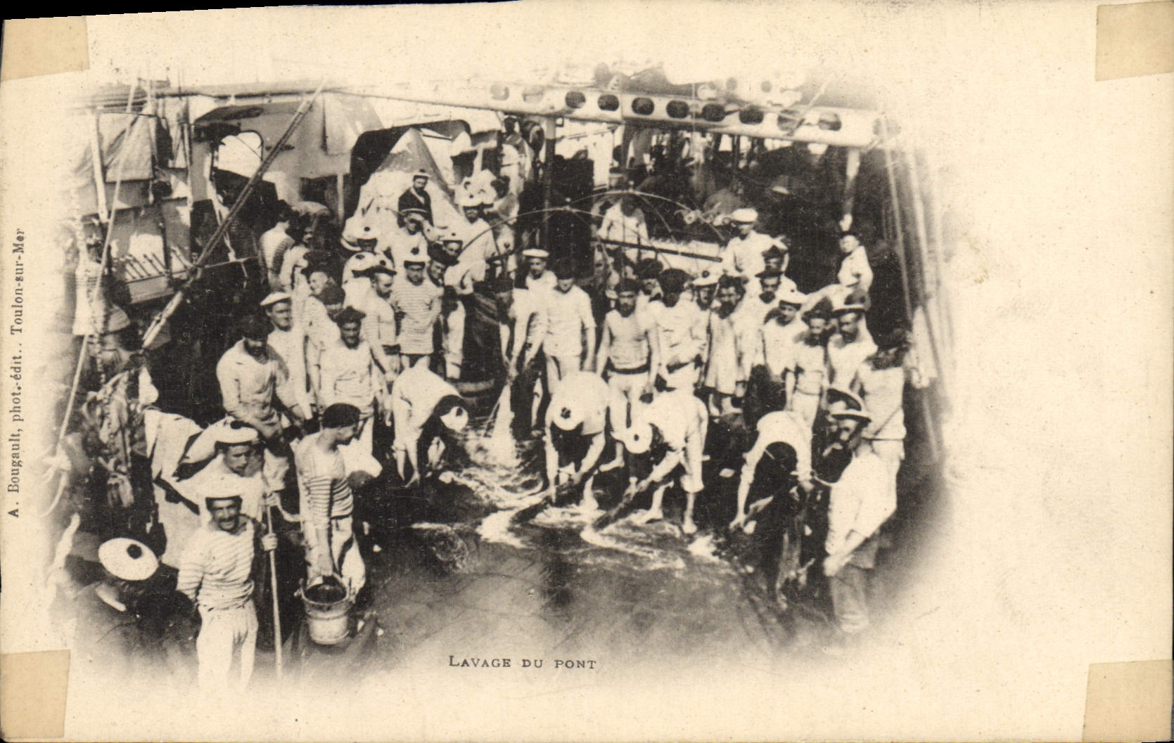 CPA Bateau Lavage du pont