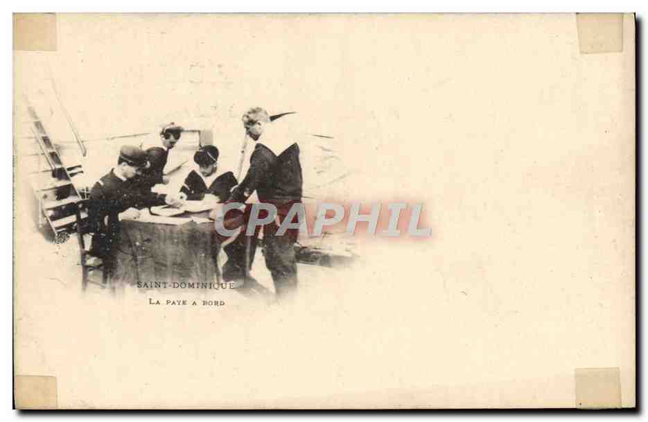 CPA Bateau Saint Dominique La paye a bord