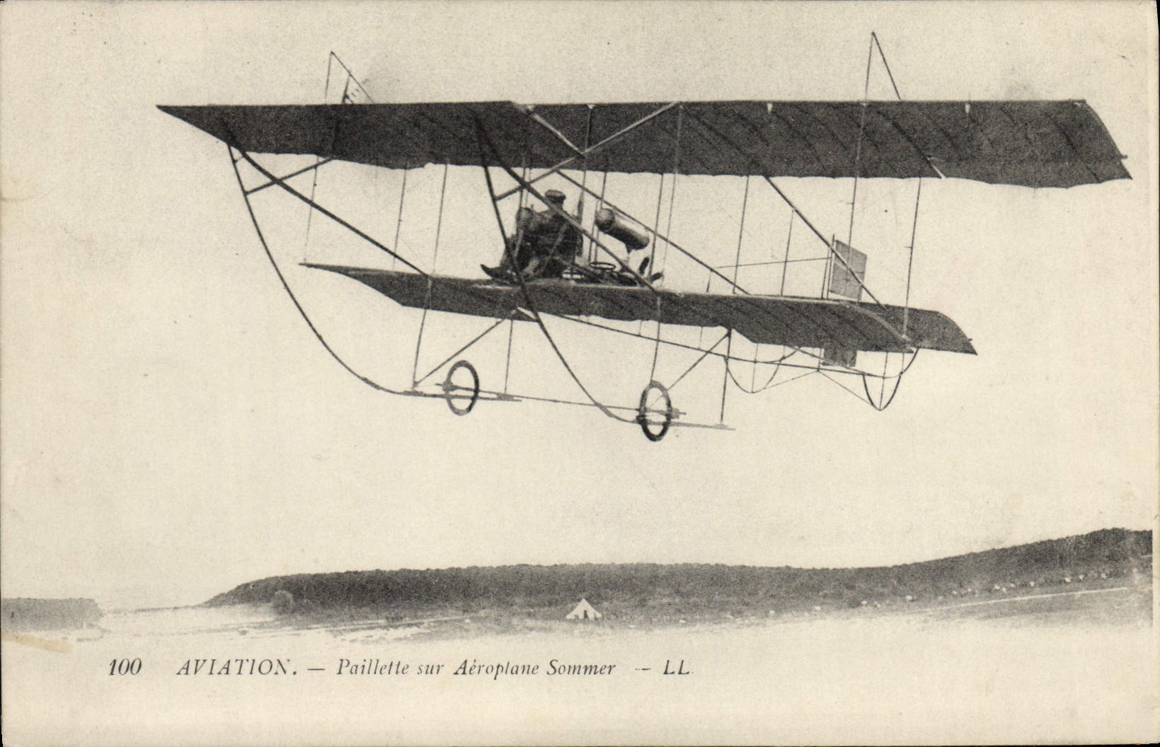 CPA Avion Aviation Paillette sur aeroplane Sommer 