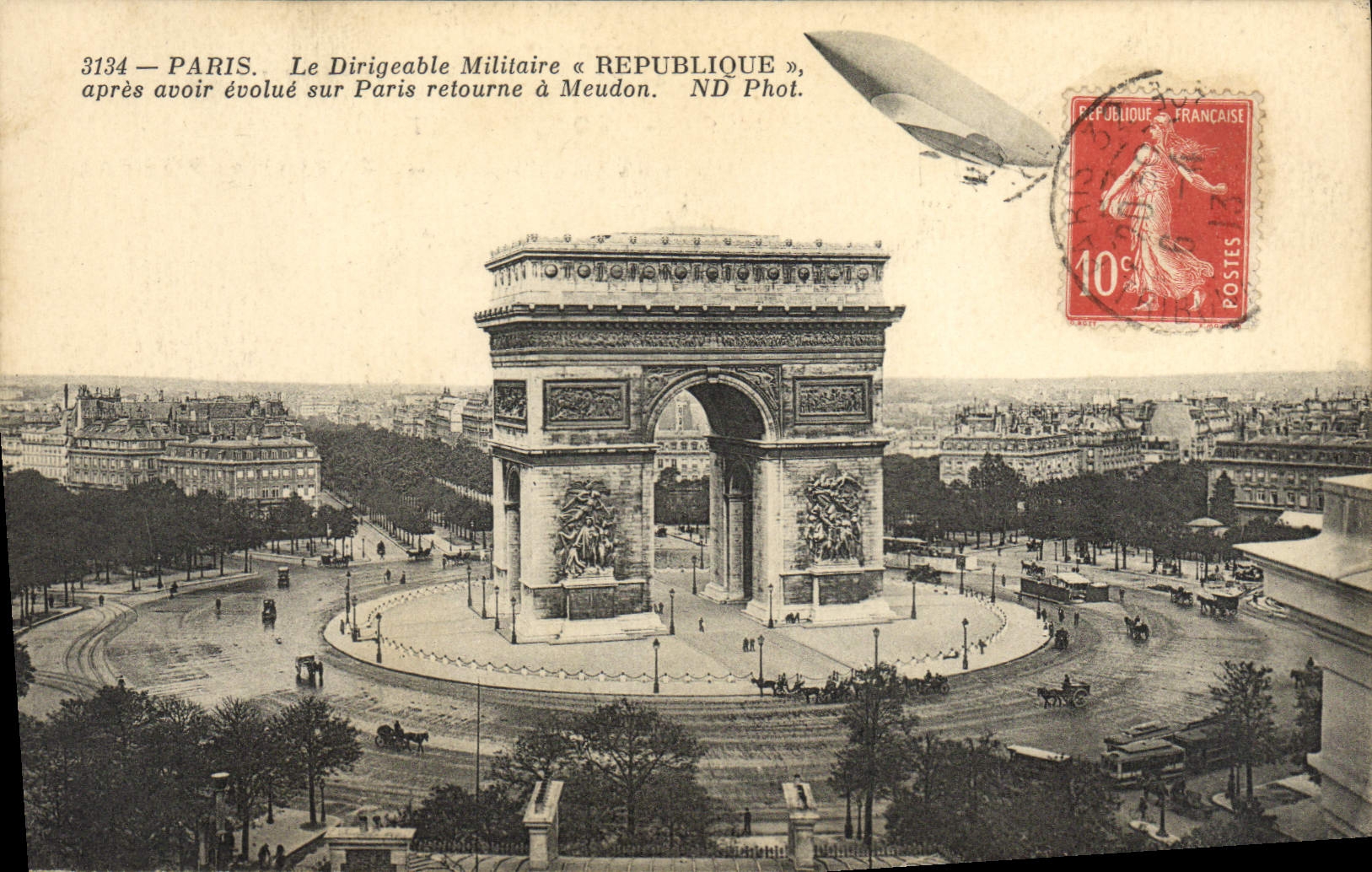CPA Aviation Zeppelin Dirigeable Militaire Republique retourne a Meudon