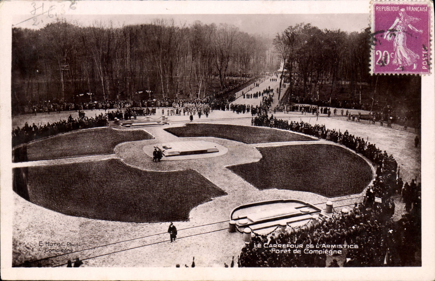 Carrefour de l'Armistice — Forêt de Compiègne — E. Hutin, Phot. Compiègne