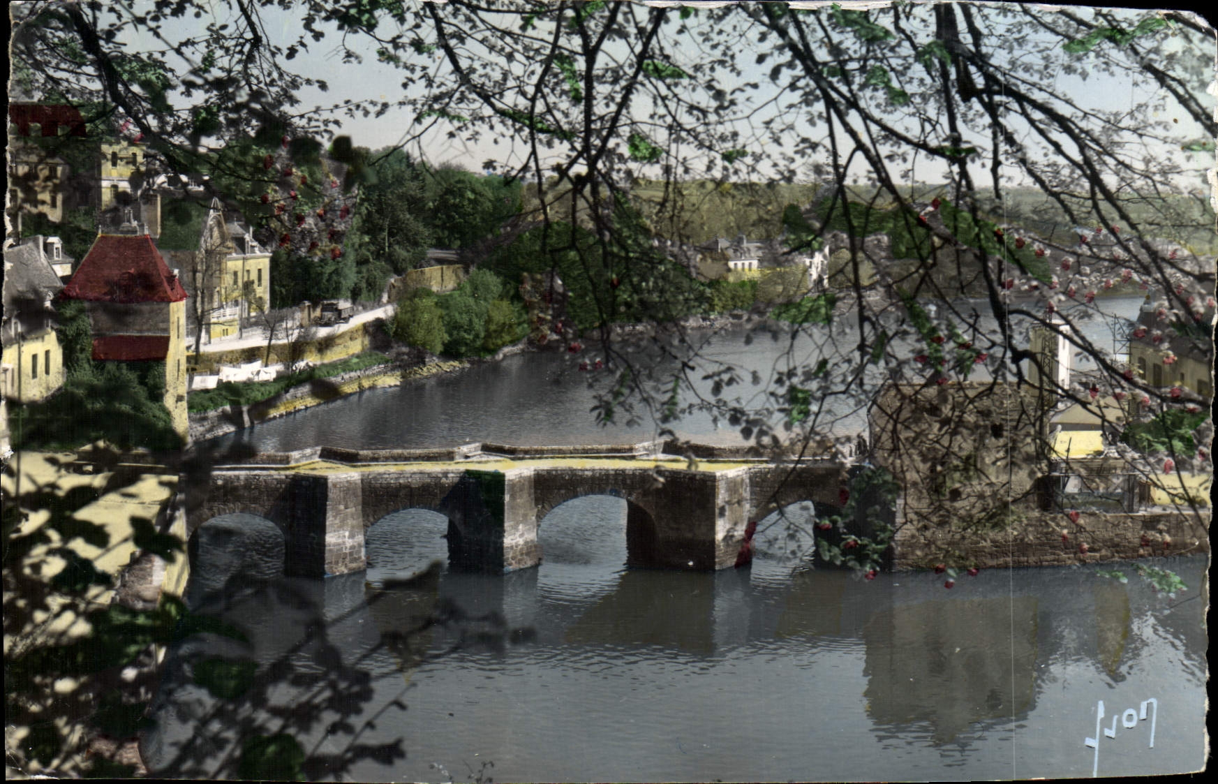 CPM Auray Vieux pont sur la riviere Le Loch 