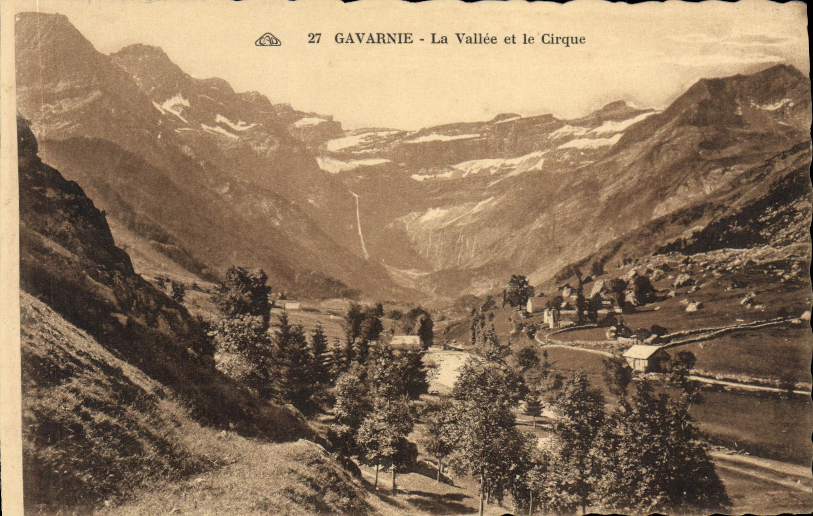 CPA Gavarnie La Vallee Et Le Cirque