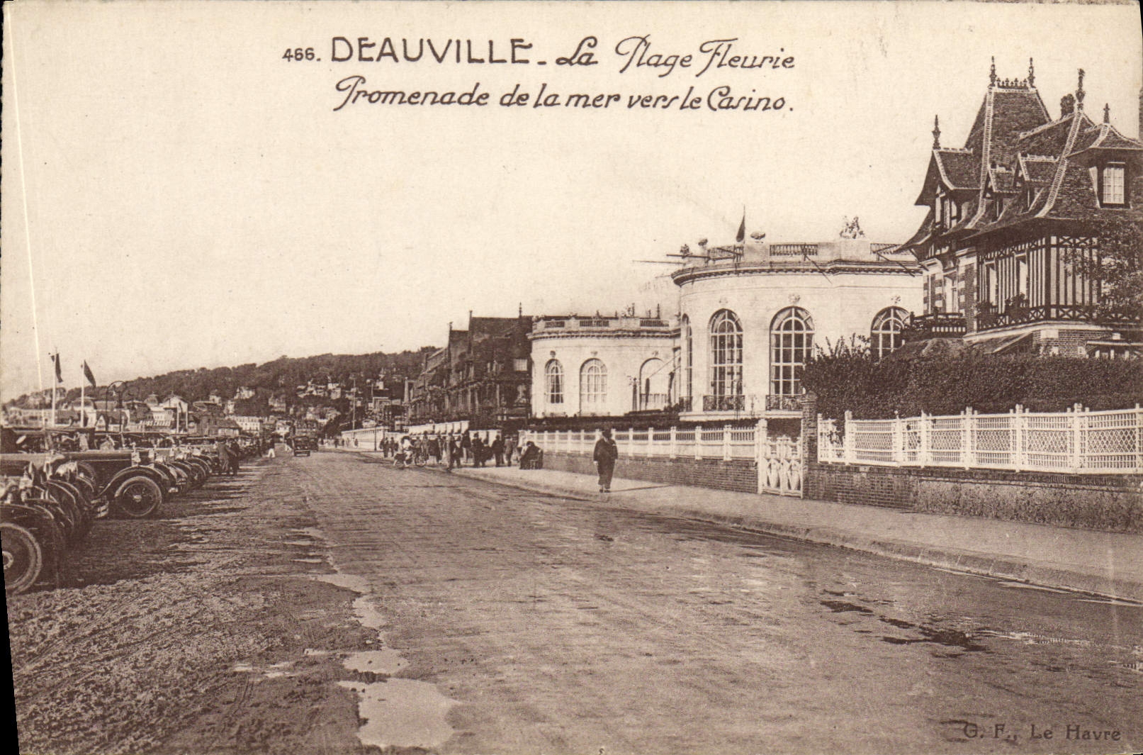 Deauville — La Plage Fleurie, Promenade de la mer vers le Casino — G.F. Le Havre, n°466