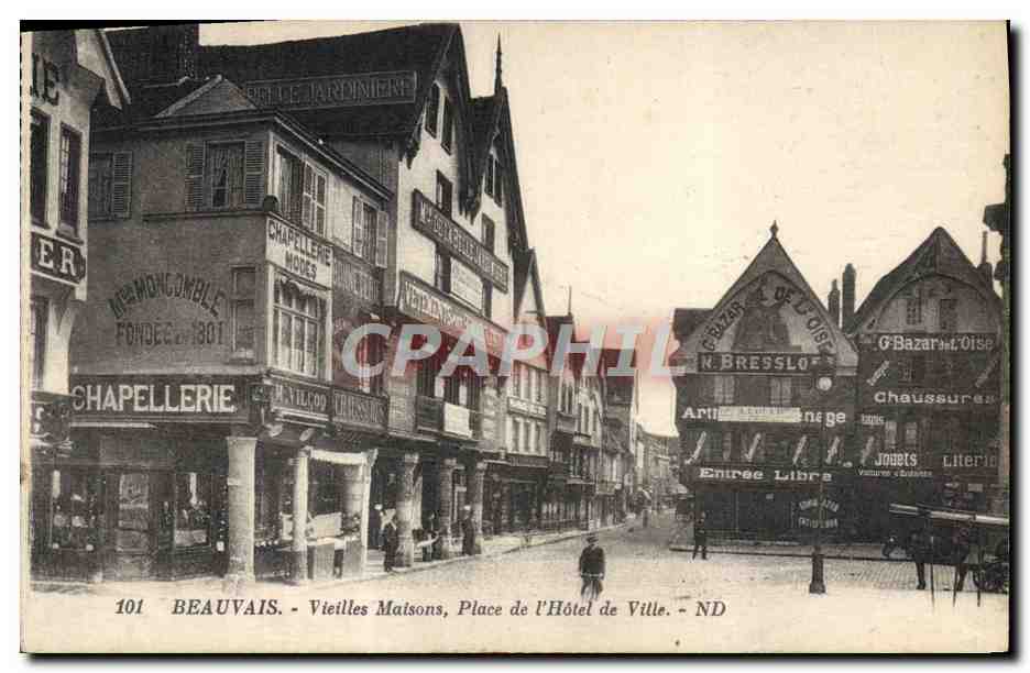 Beauvais - Vieilles Maisons, Place de l'Hôtel de Ville — Éditeur : CPAPHIL, n° 101