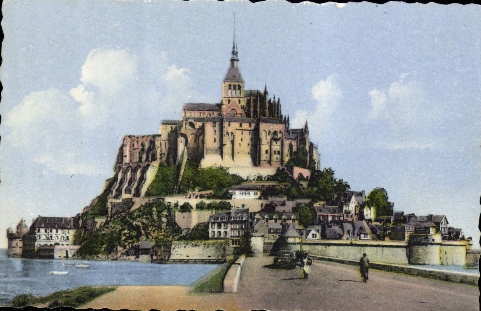 CPA Le Mont St Michel Vue Prise de la Digue