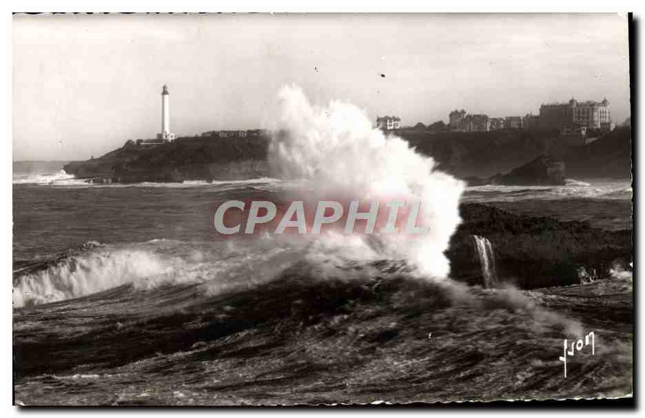CPM Biarritz Le Cap Saint Martin Par Grosse Mer