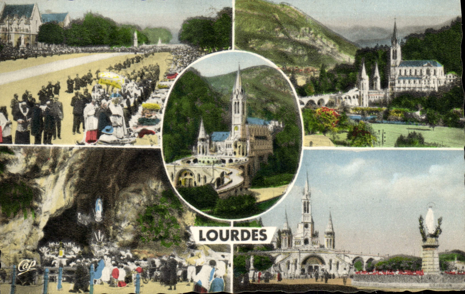 CPA Lourdes Benediction des malades La basilique et la Grotte