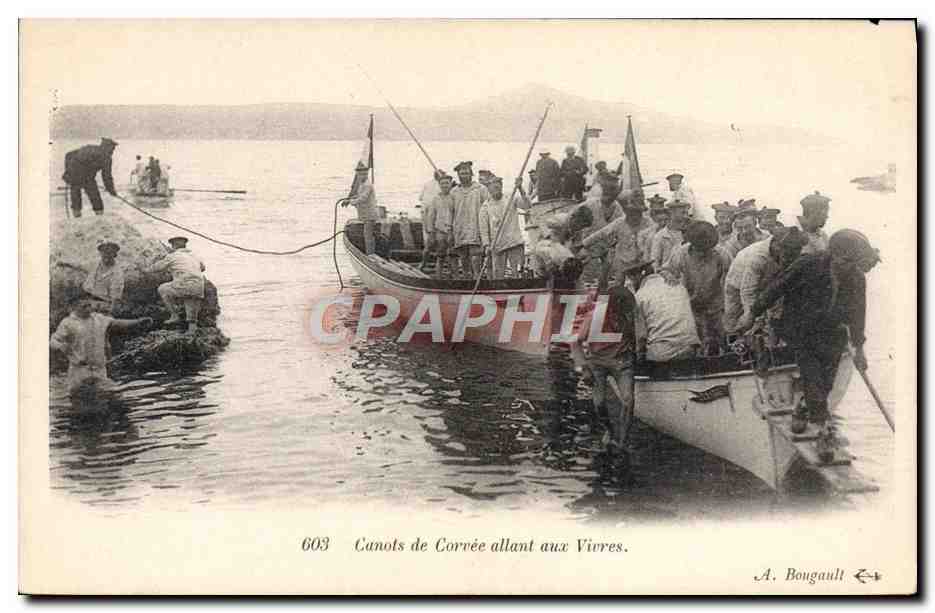 CPA Bateau Canots de corvee allant aux vivres