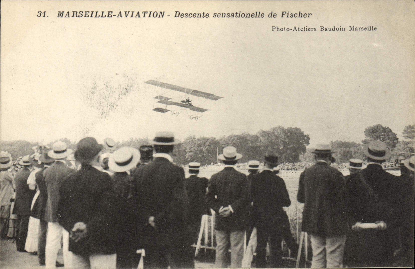 CPA Avion Aviation Marseille Aviation Descente sensationnelle de Fischer 