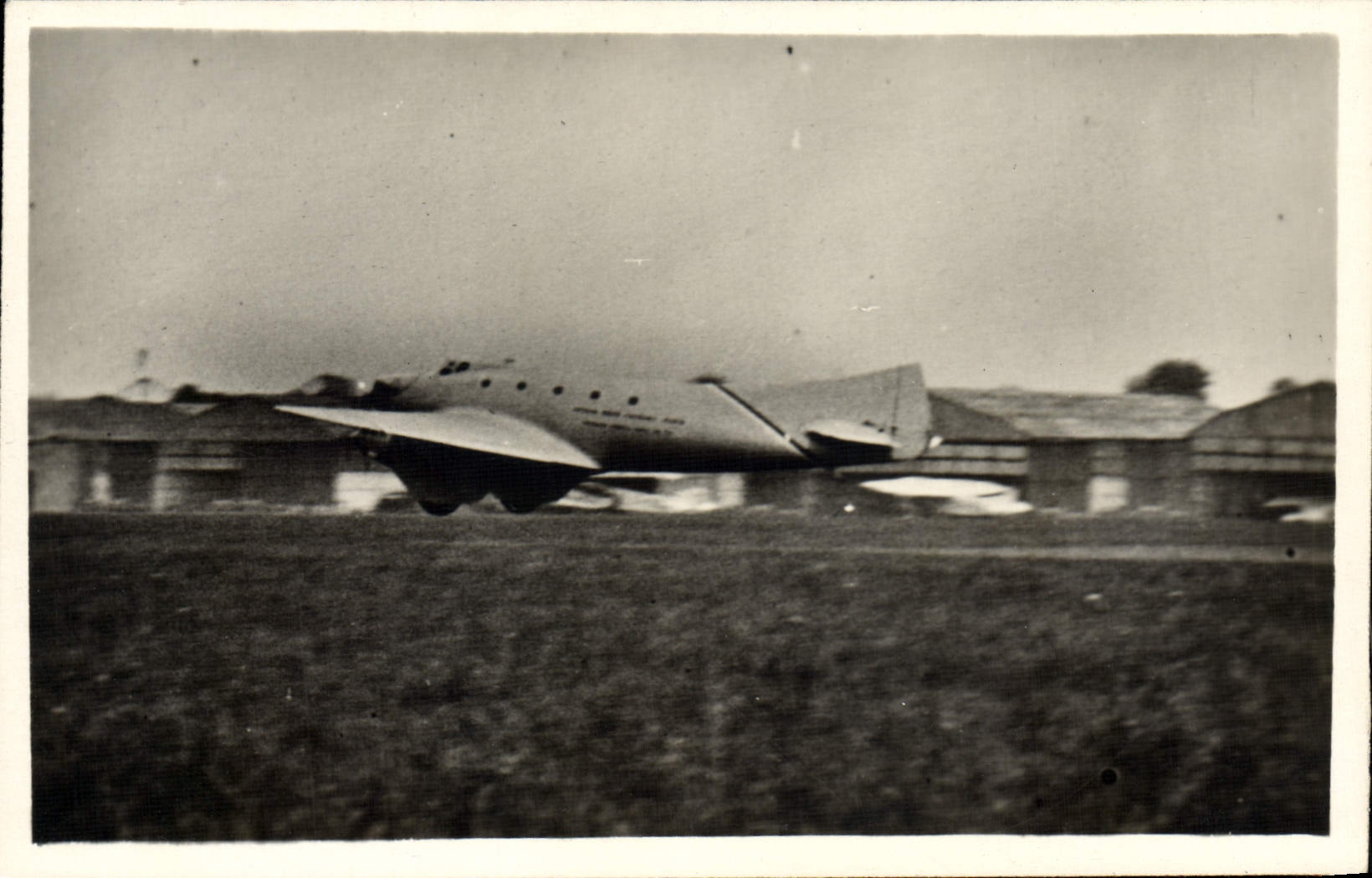 CPA Avion Aviation Le Bourget 