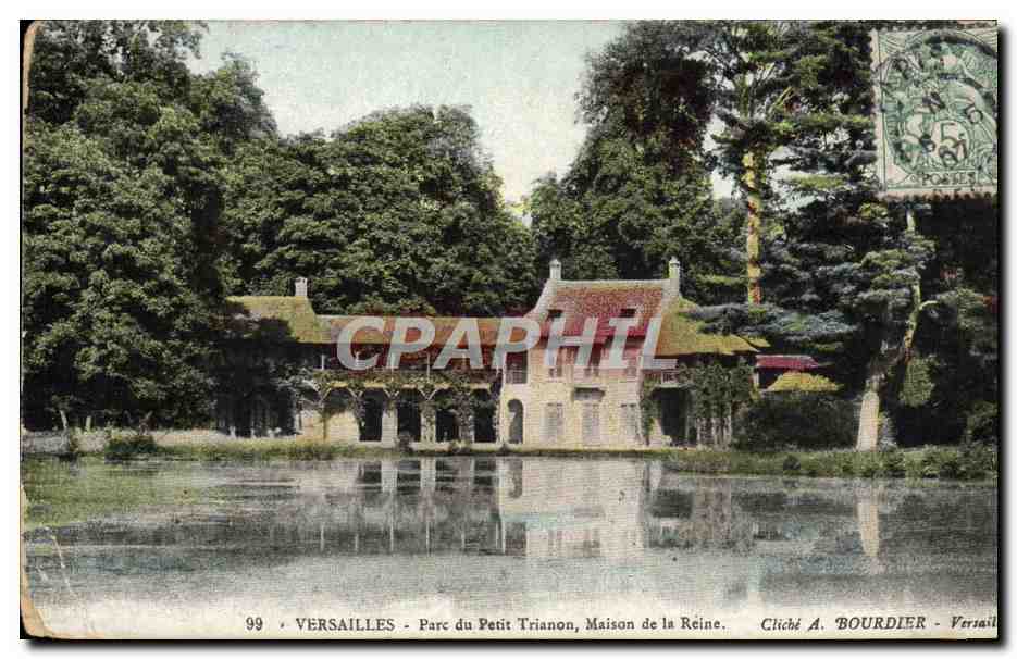 CPA Parc de Versailles Petit Trianon Maison de la reine