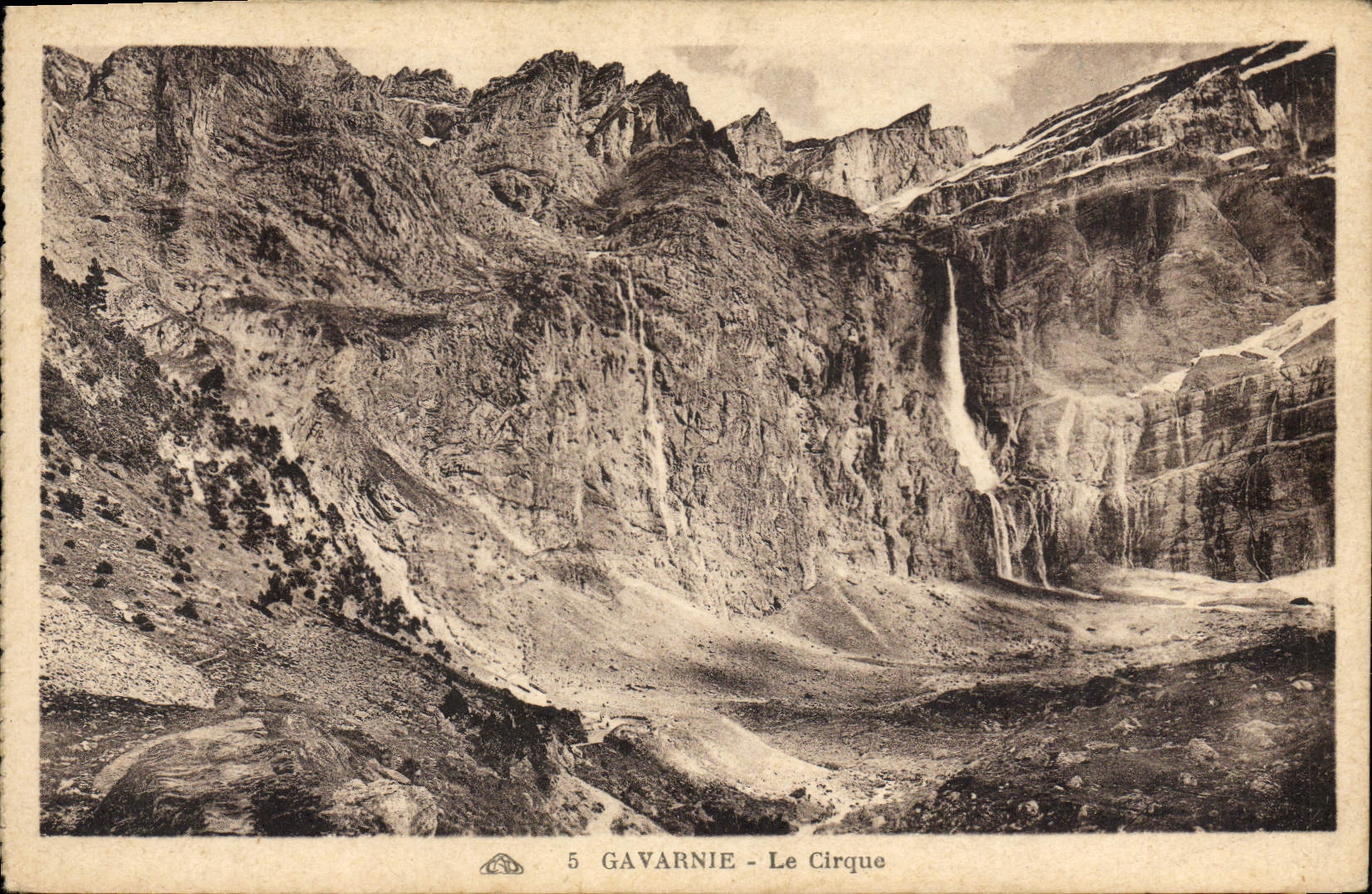 Gavarnie - Le Cirque — vue du cirque et de la cascade — éditeur : Alliée des Arts Photographiques, Strasbourg — n° 5