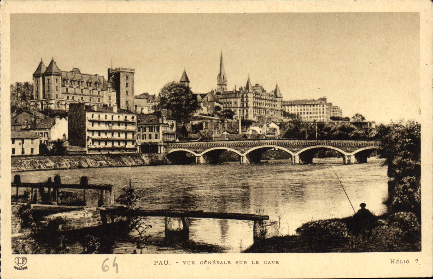 Pau - Vue générale sur le Gave — Hélios 7, série 64
