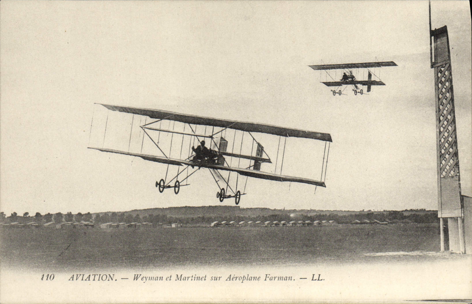 CPA Avion Aviation Weyman et Martinet sur aeroplane Farman 