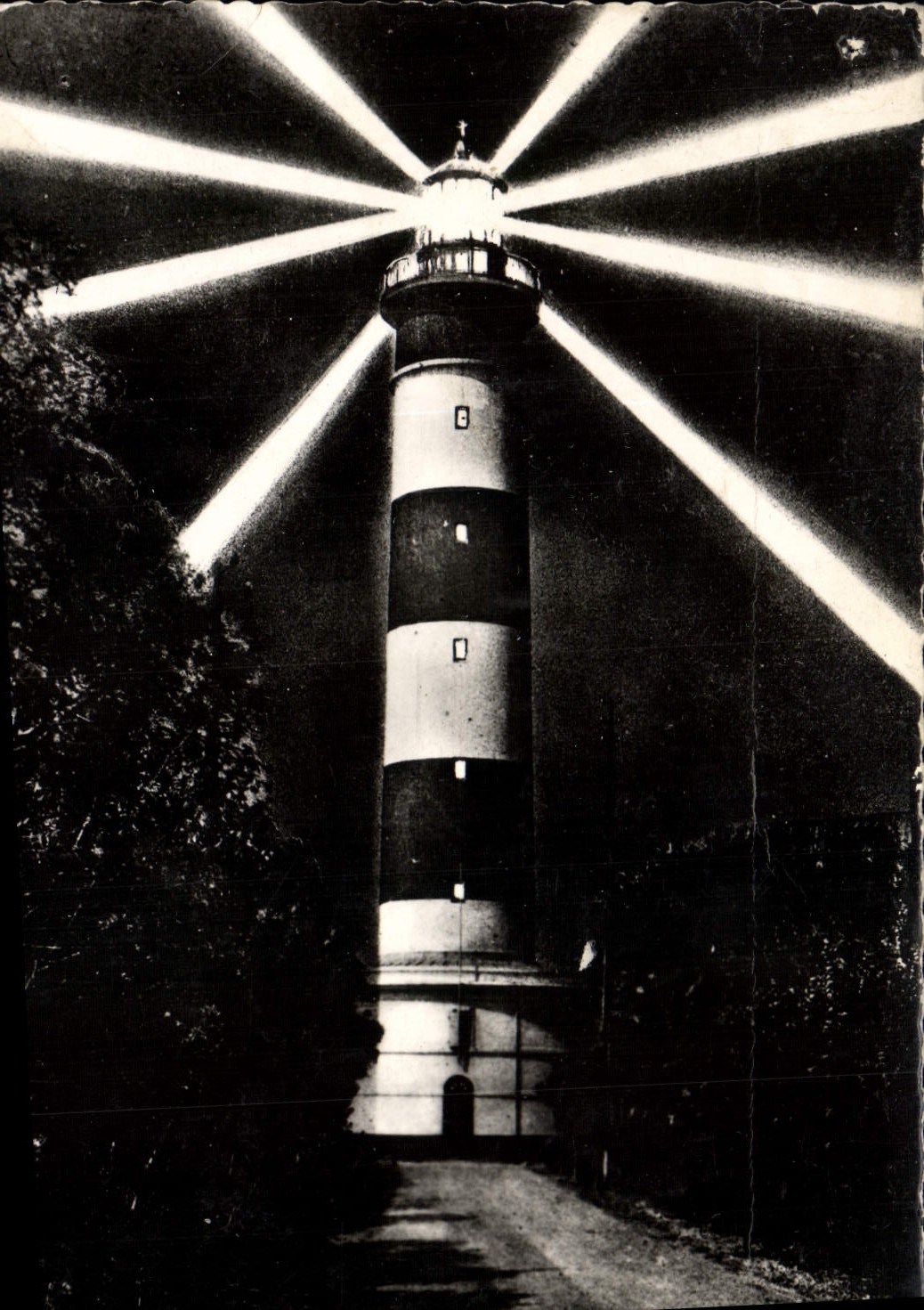 CPM Ile D'Oleron Phare de Chassiron la Nuit Phare 