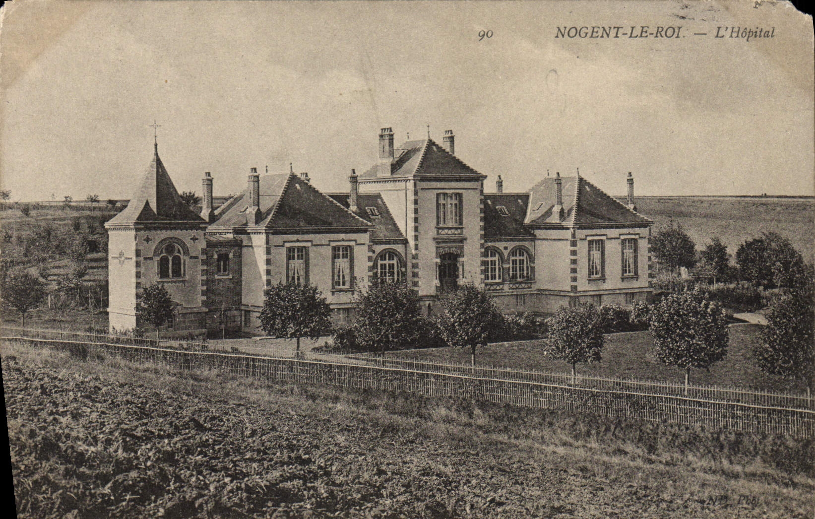 Nogent-le-Roi — Het Ziekenhuis — Uitgever N°90