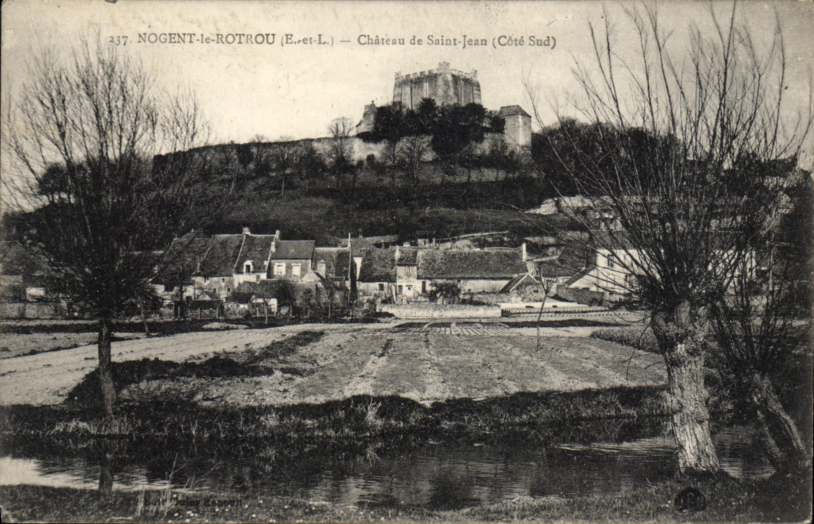Nogent-le-Rotrou (E.-et-L.) — Castello di Saint-Jean (Lato Sud)