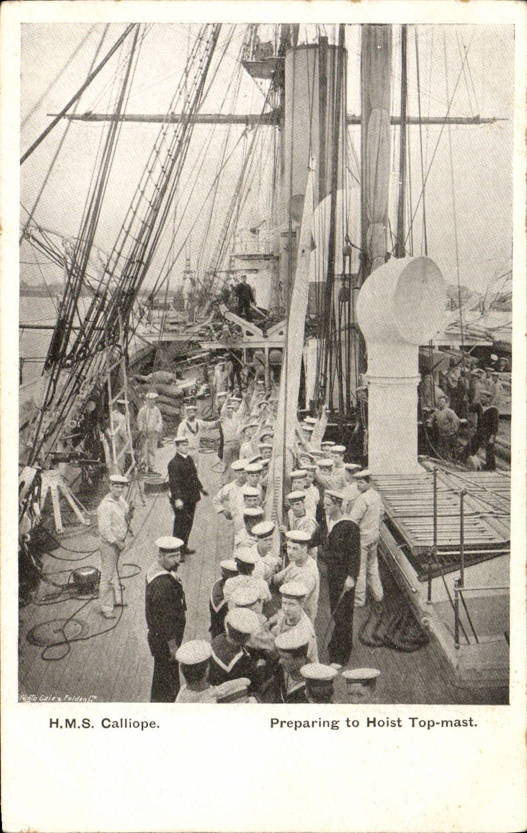 CPA Bateau Guerre HMS Calliope Preparing to Hoist Top mast 