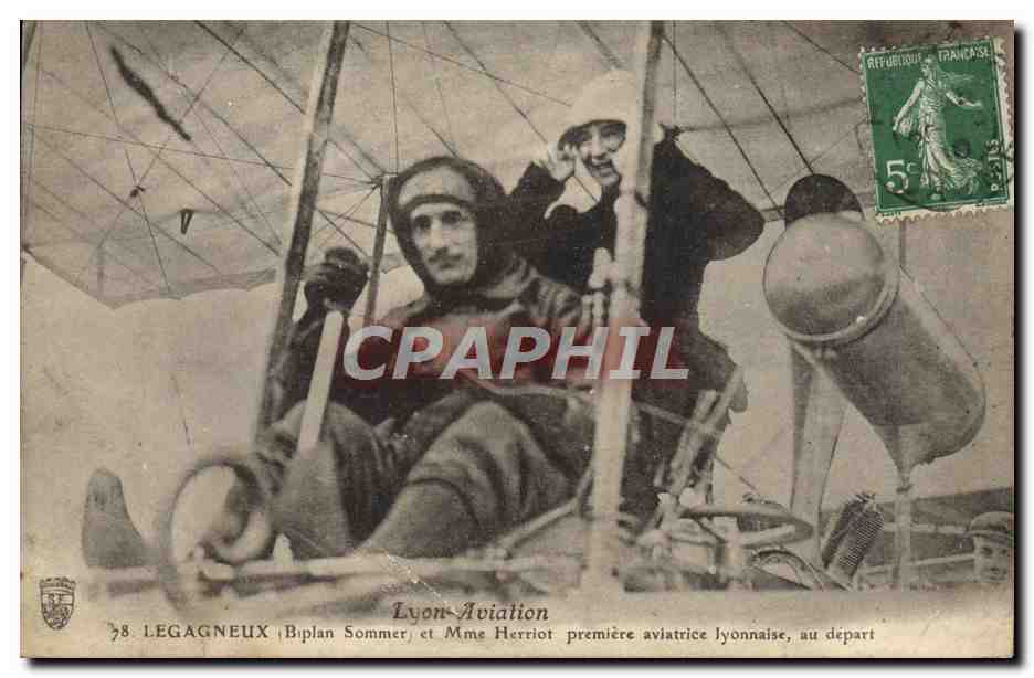 CPA Avion Aviation Lyon Aviation Legagneux Biplan Sommer et Mme Herriot premiere aviatrice lyonnaise au depart 