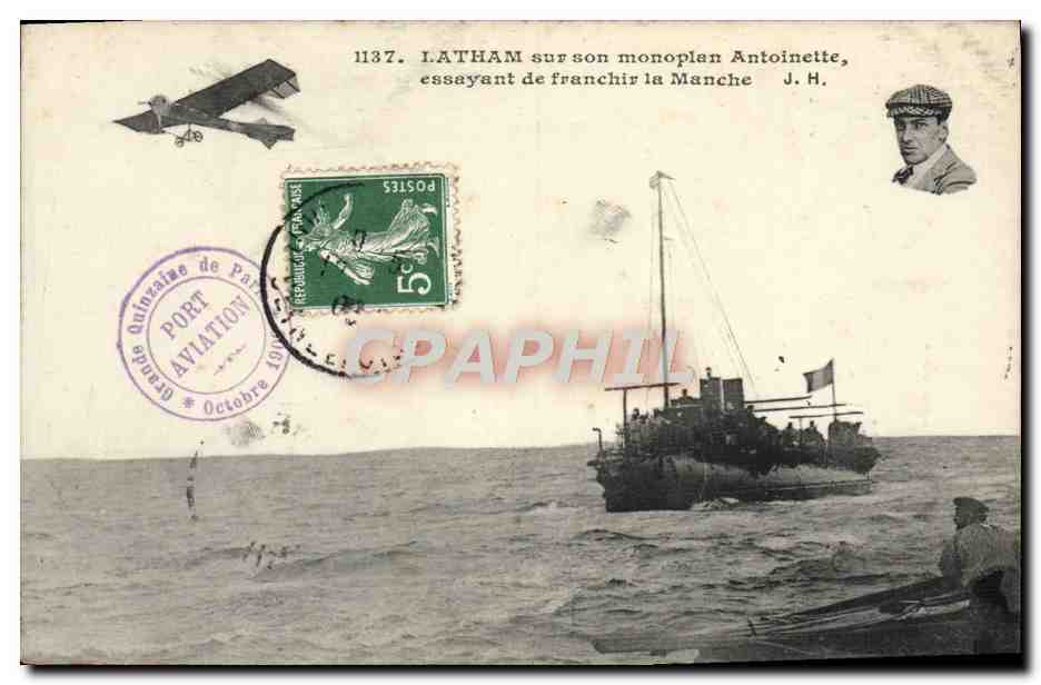 CPA Avion Aviation Latham sur son Monoplan Antoinette essayant de franchir la Manche Bateau