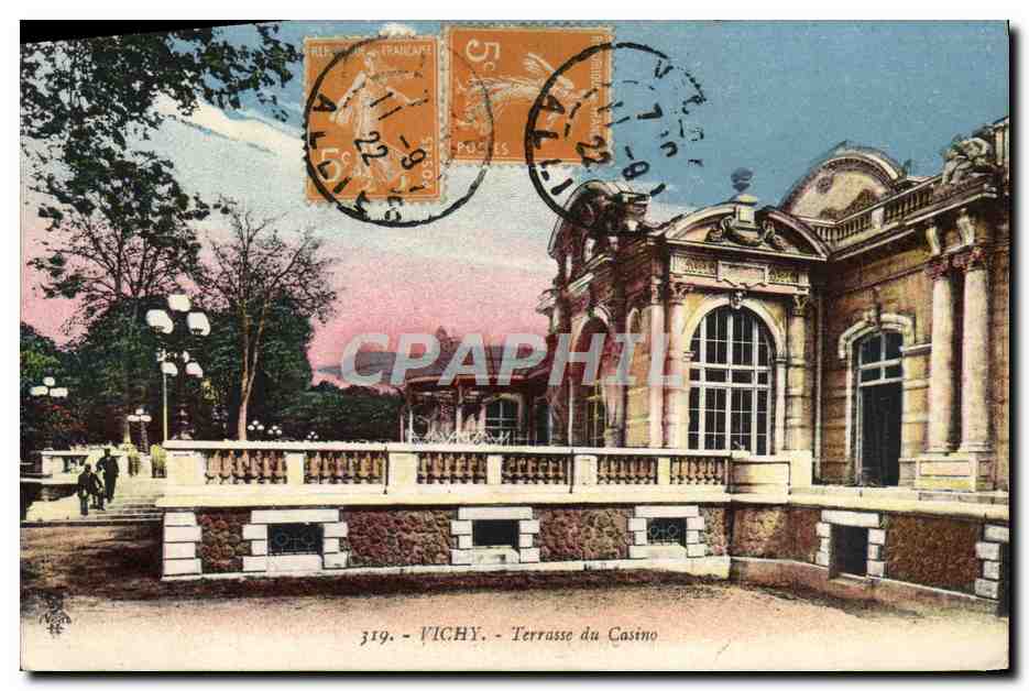 CPA Vichy Terrasse Du Casino