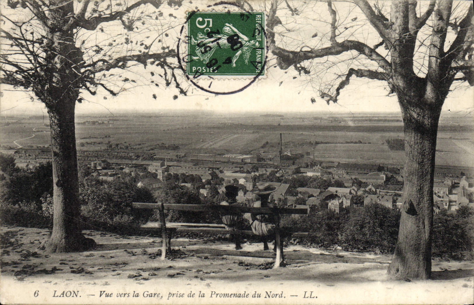 CPA Laon Vue Vers La Gare Prise De La Promenade Du Nord