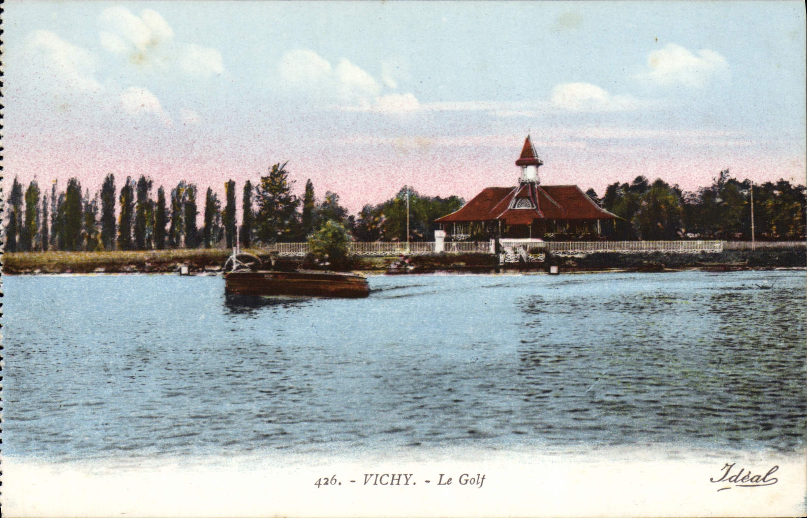 CPA Vichy Le Golf Bateau
