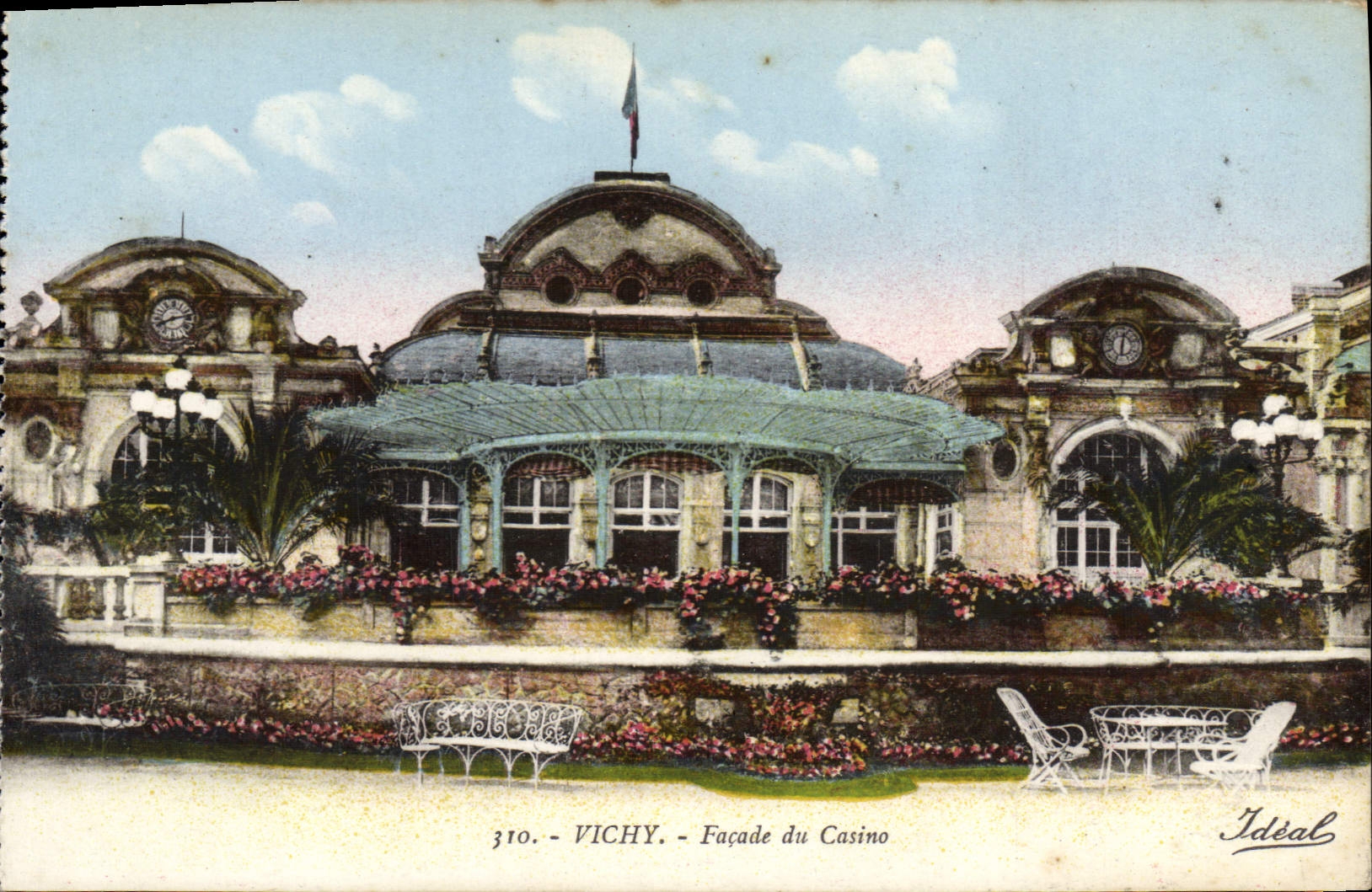 CPA Vichy Facade Du Casino