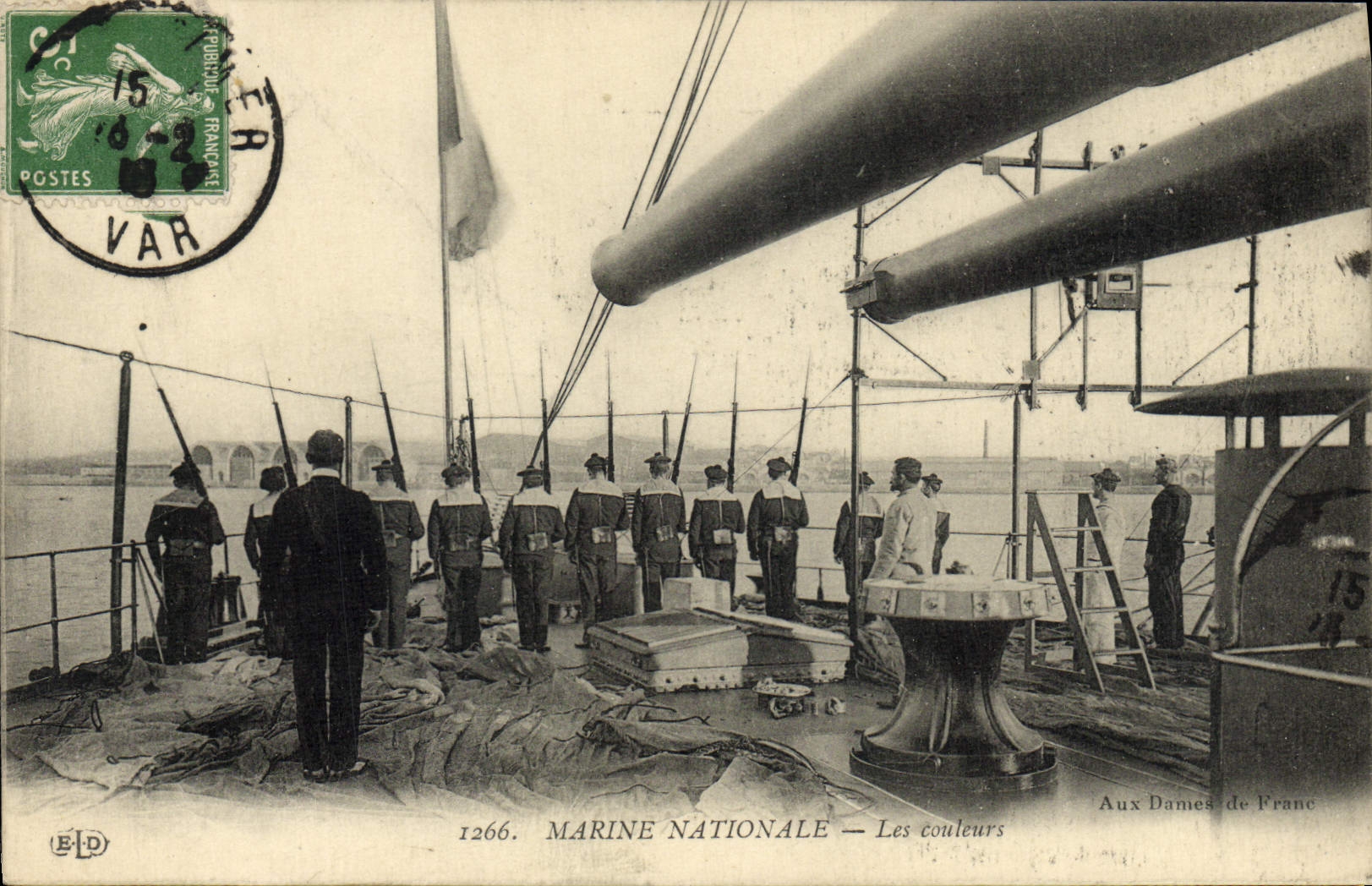 CPA Bateau Marine nationale Les couleurs 