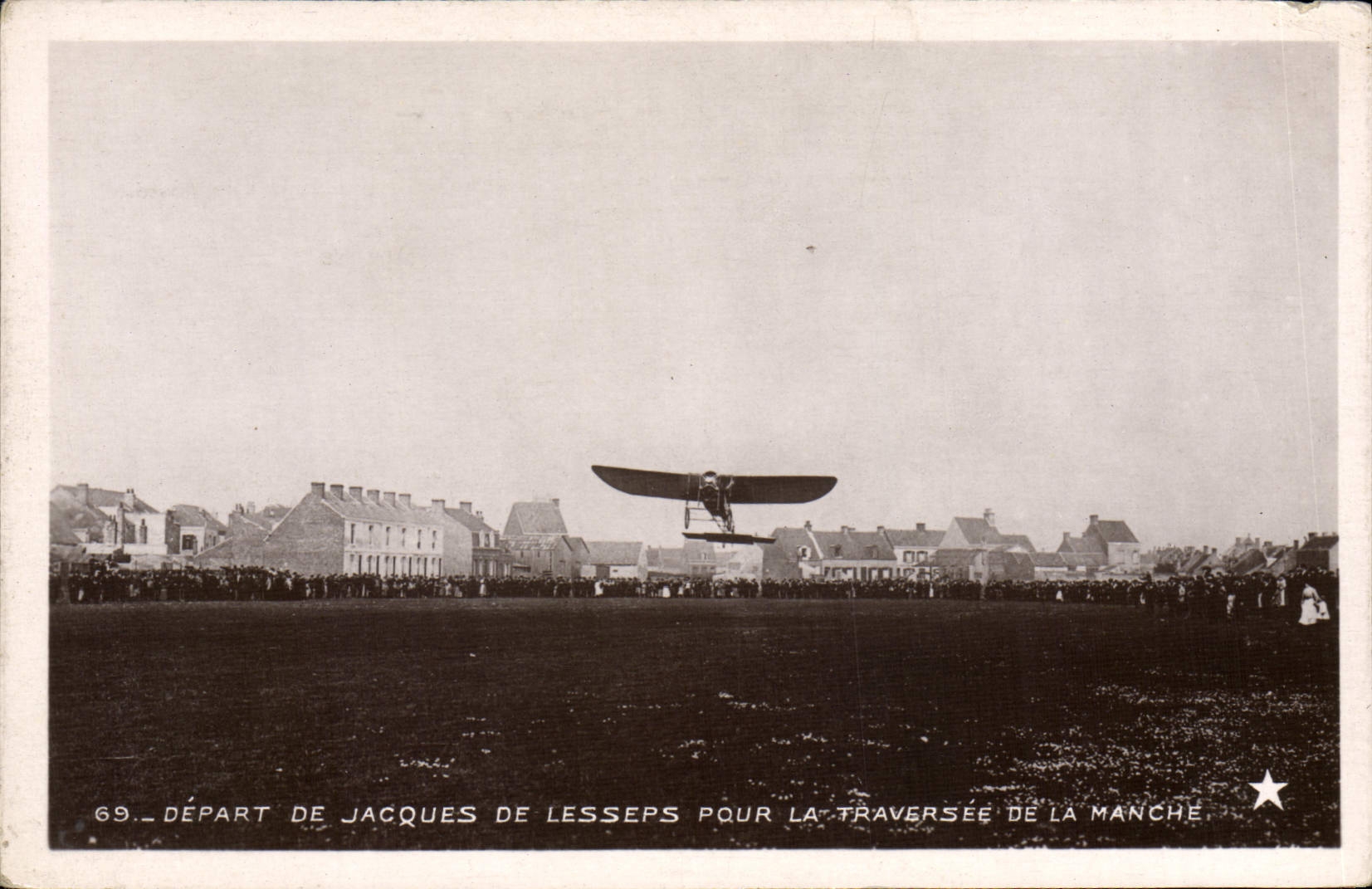 CPA Avion Aviation Depart de Jacques de Lesseps pour la traversee de la Manche 