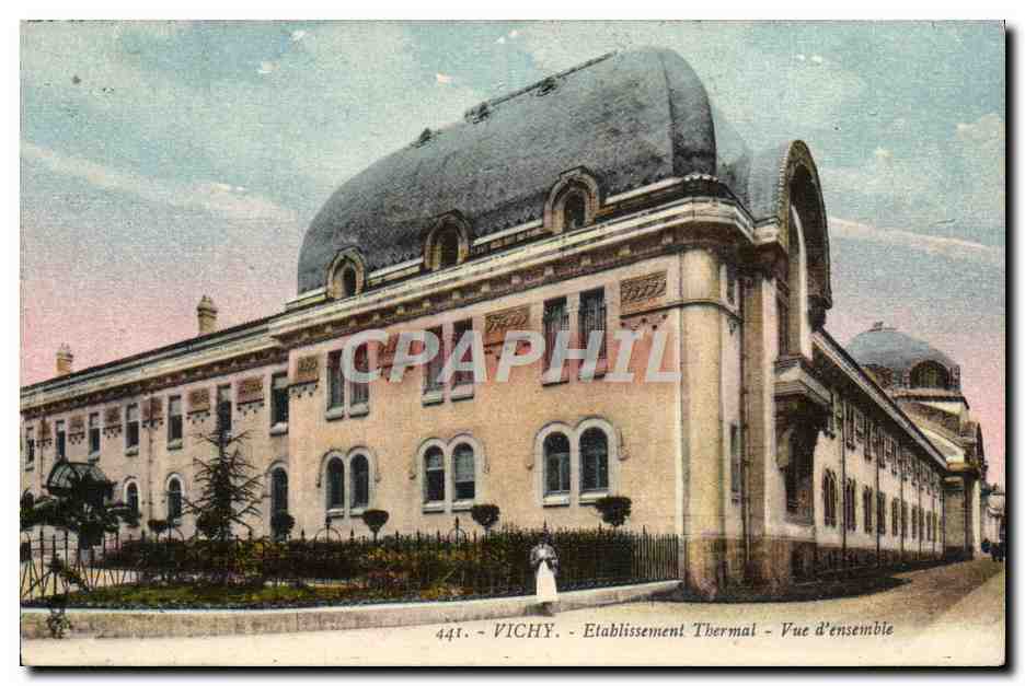 CPA Vichy Etablissement Thermal Vue d'ensemble 