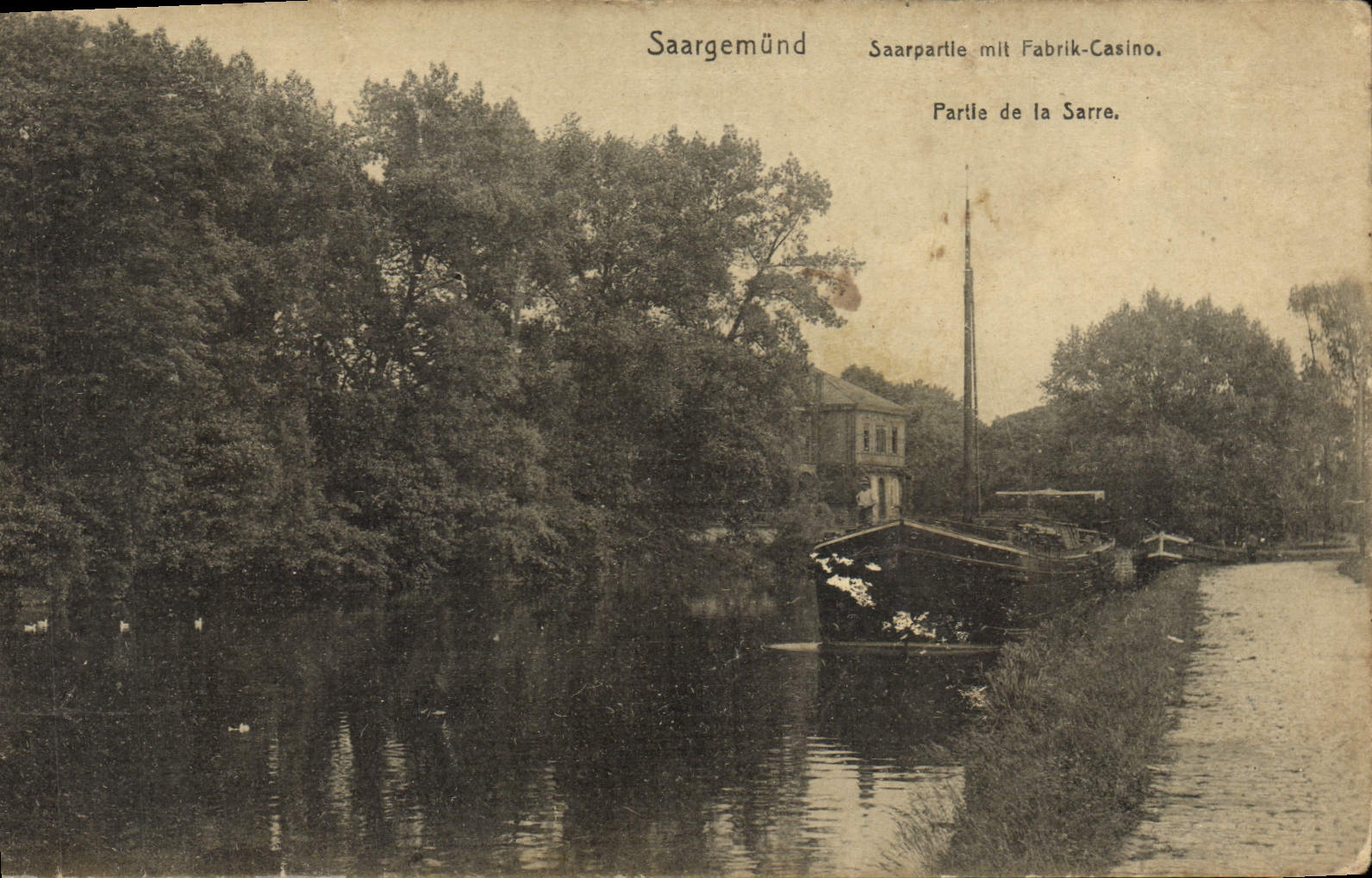 CPA Saargemund Partie de la sarre peniche 