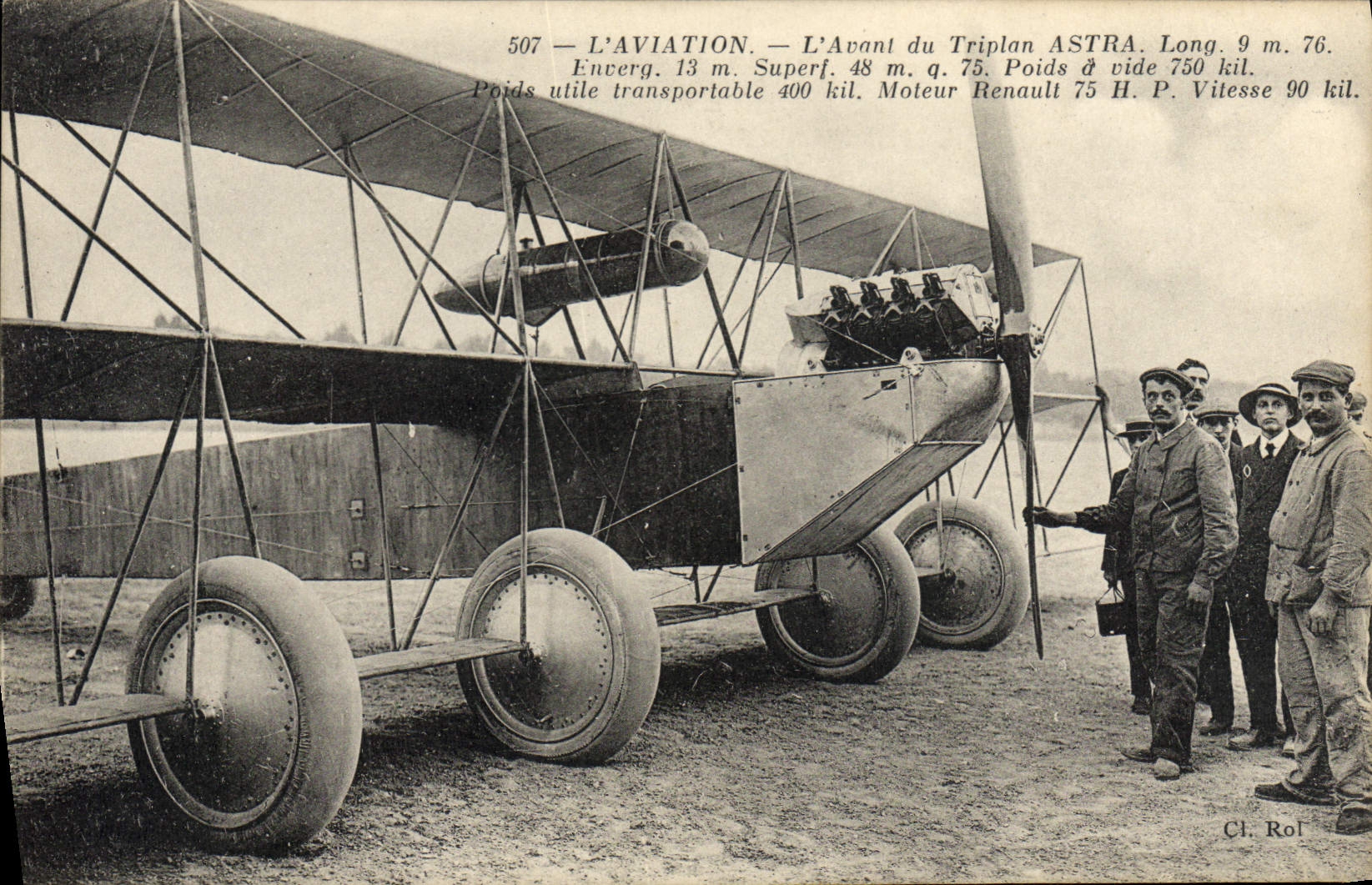 CPA Avion Aviation Avant du Triplan Astra 