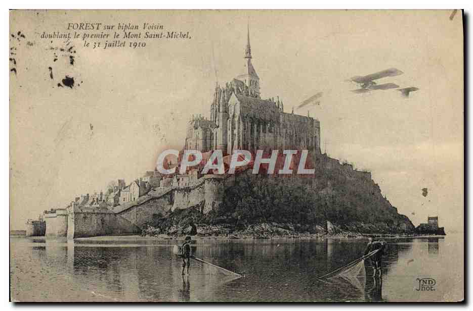 CPA Avion Aviation Forest sur biplan Voisin doublant le premier le Mont Saint Michel 31 juillet 1910