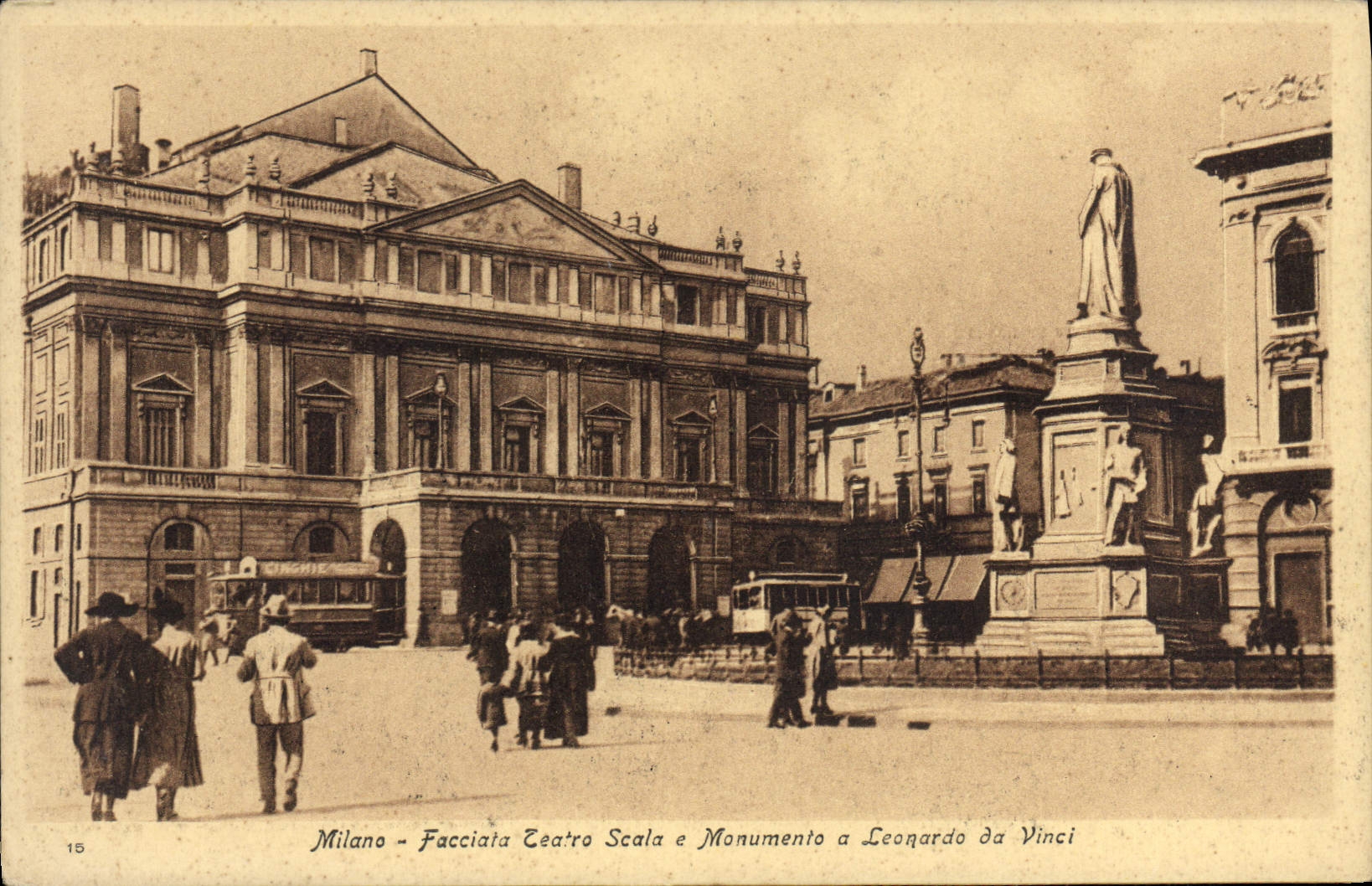 CPA Milano Facciata Teatra Scala e Monumento a Leonardo da Vinci