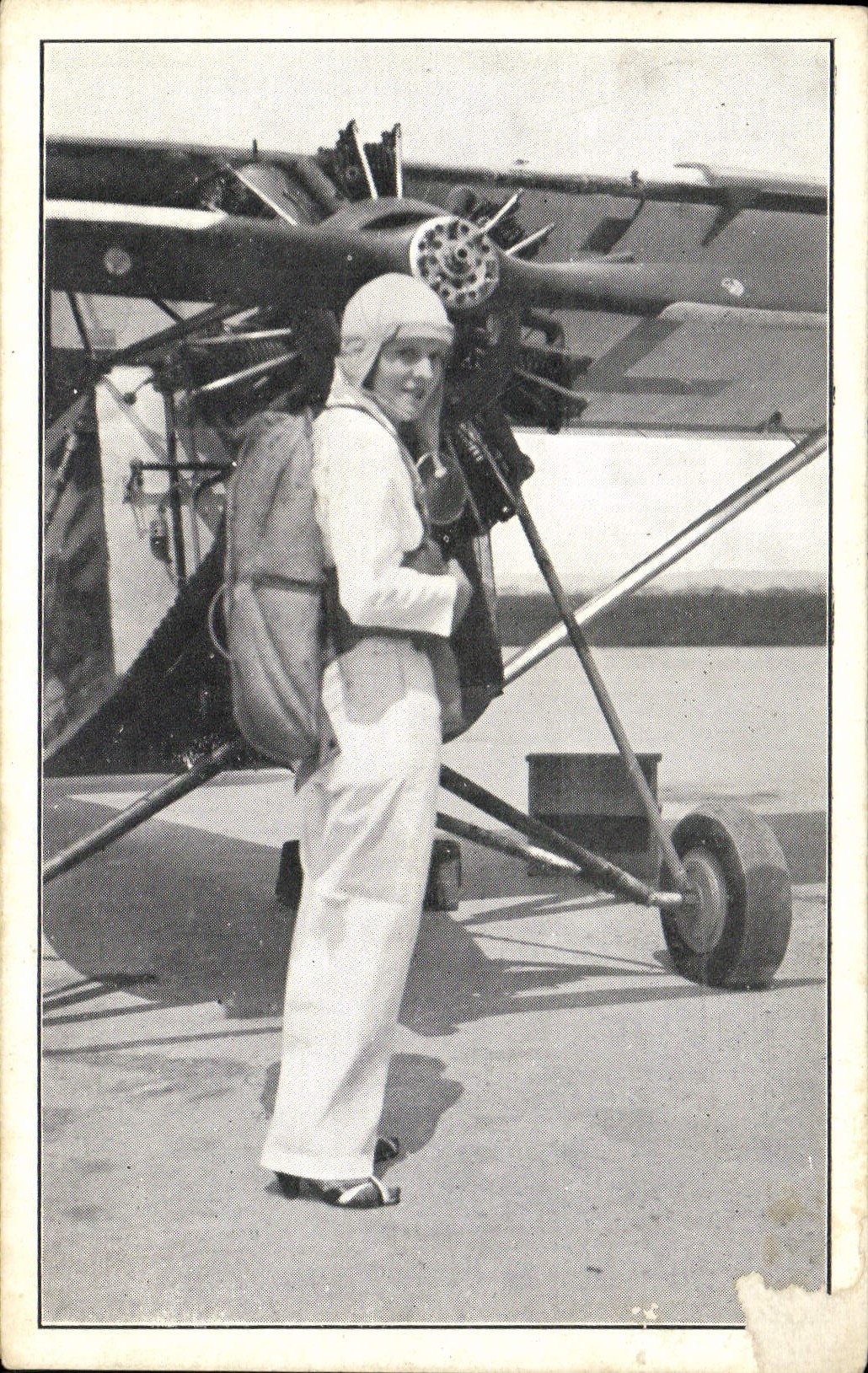 CPA Avion Aviation Mlle malou d'Eresem Parachutiste 