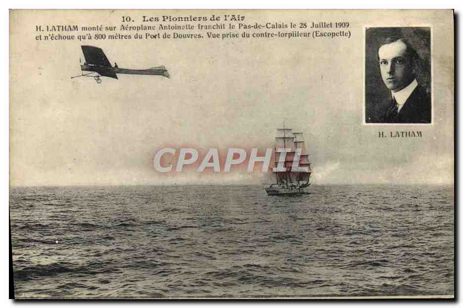 CPA Avion Aviation Latham monte sur aeroplane Antoinette franchit le Pas de Calais Publicite Levurine Couturieus Bromias