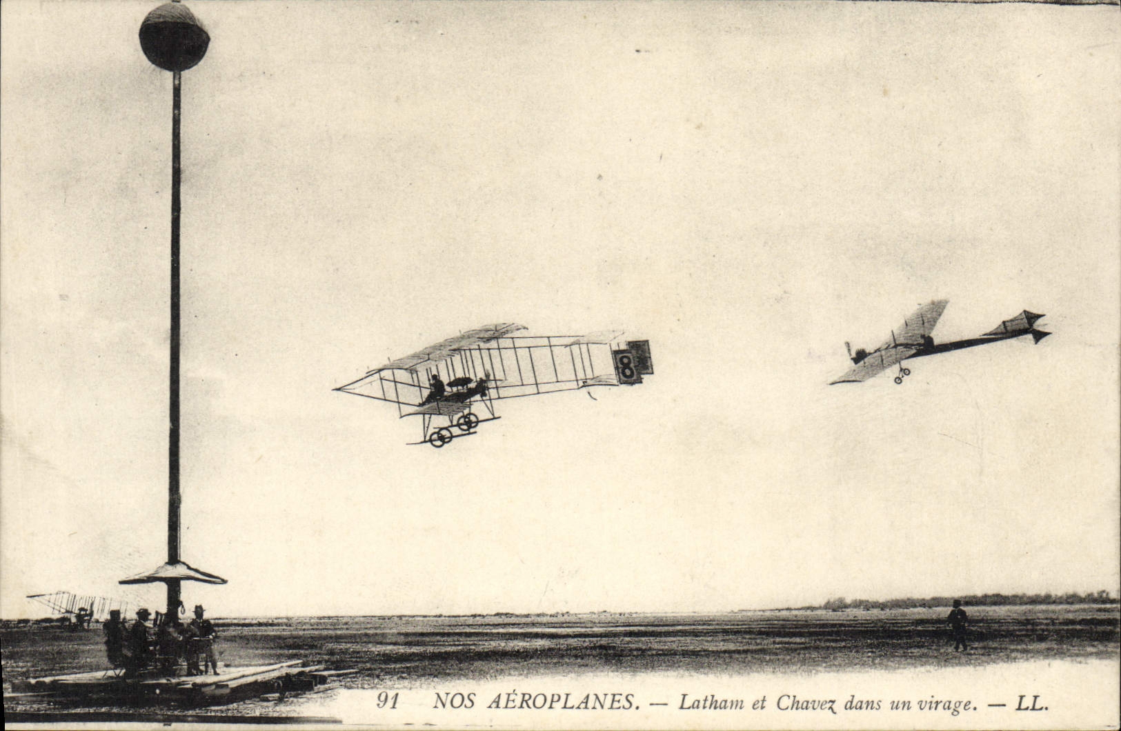 CPA Avion Aviation Latham et Chavez dans un virage 