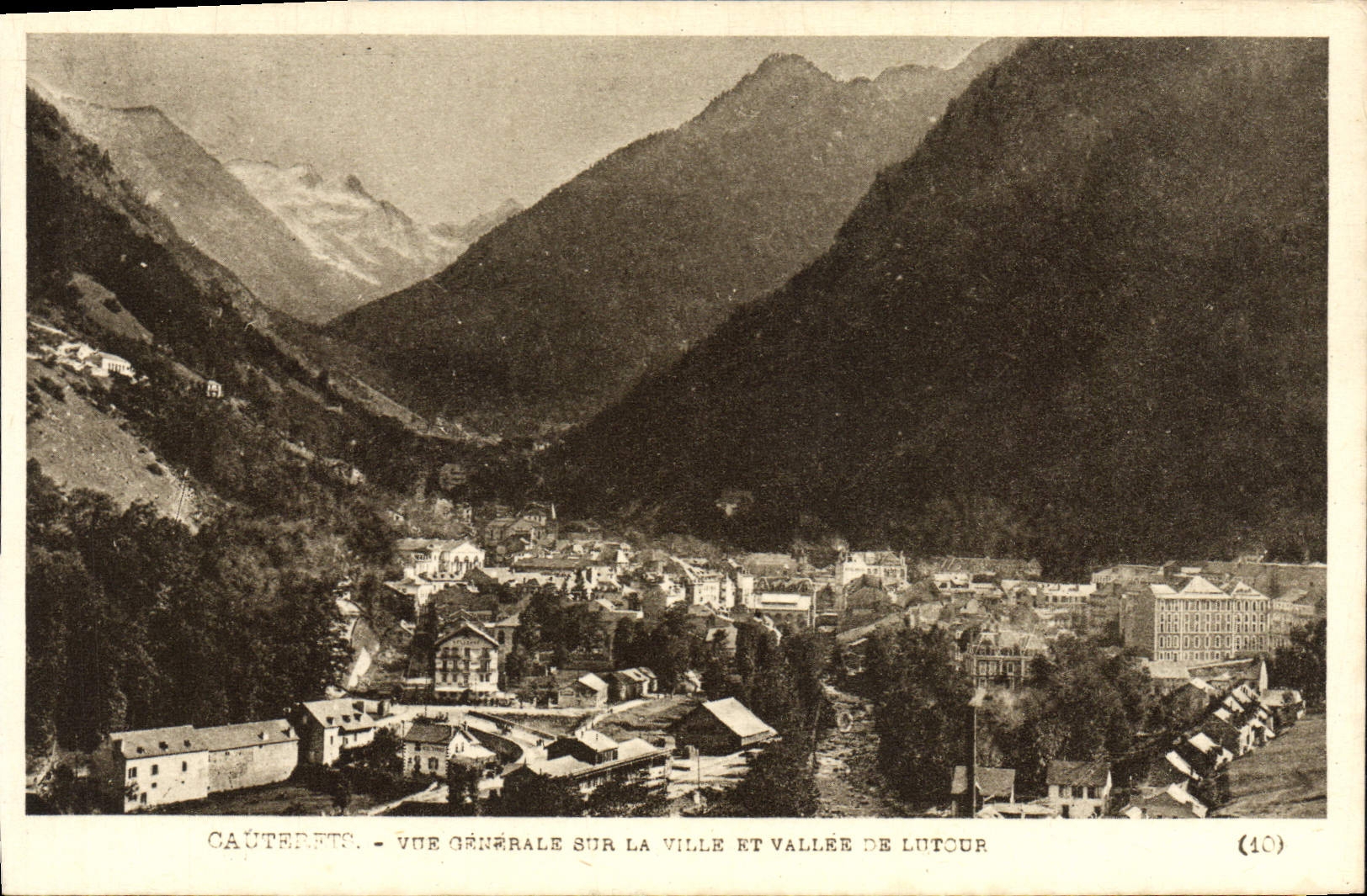 Caüterets - Vue générale sur la ville et vallée de Lutour — (40) — Hâligravure Labouche Frères, Toulouse