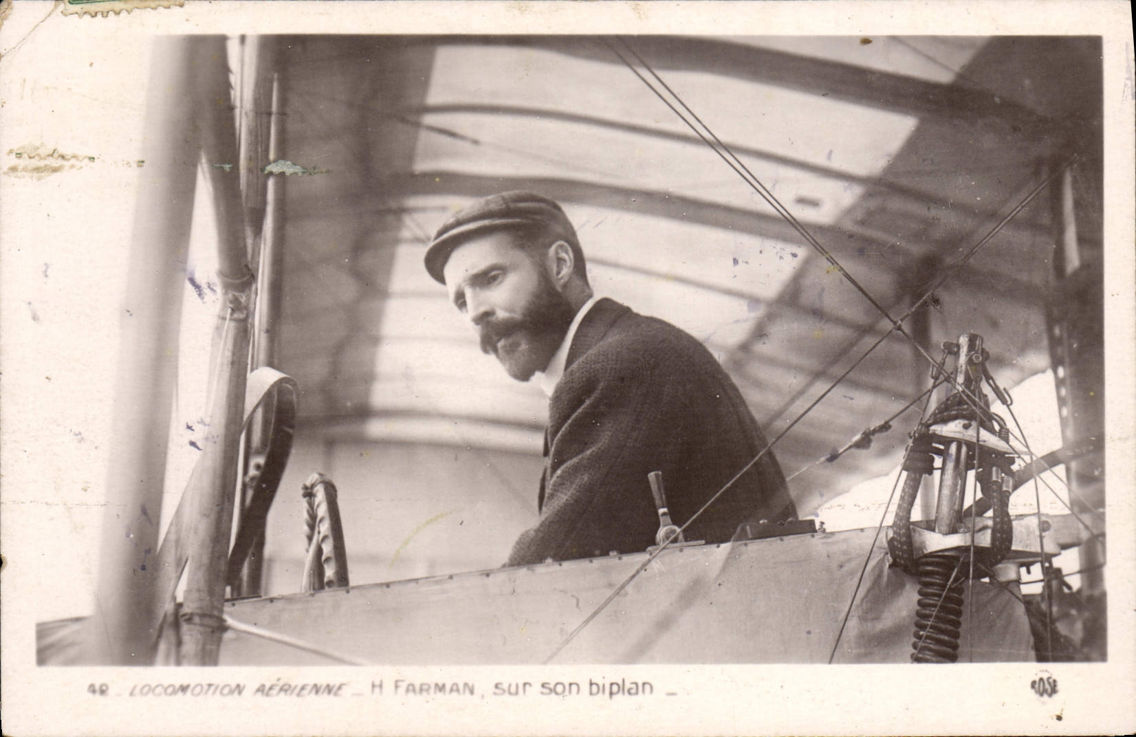 CPA Avion Aviation H Farman sur son biplan 