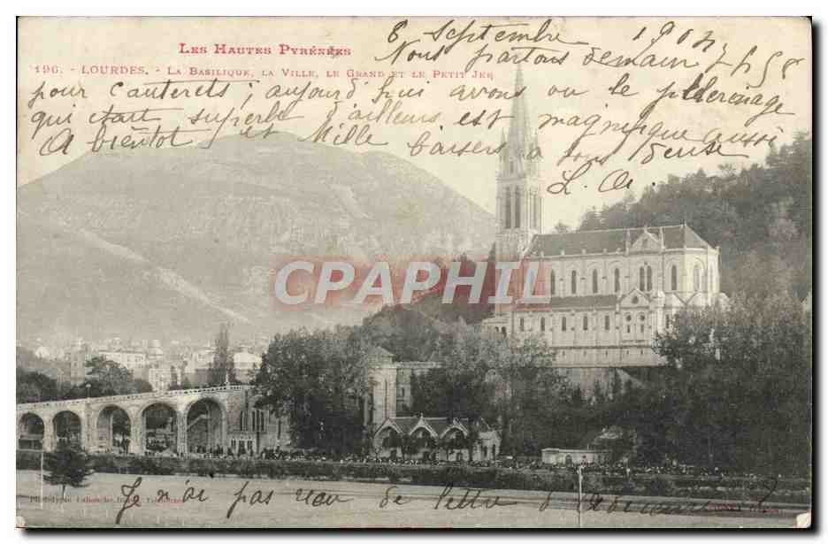 CPA Lourdes La Basilique La Ville