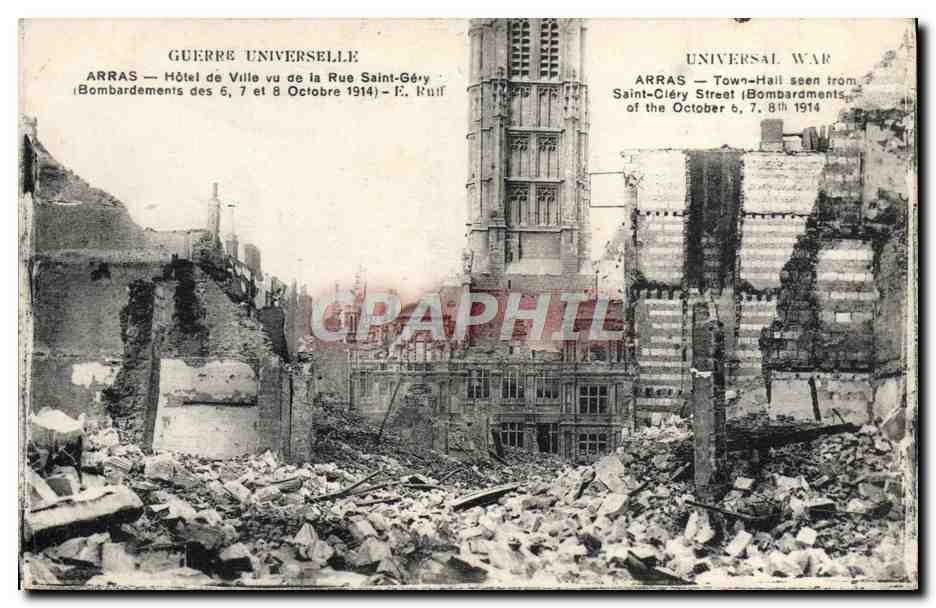 CPA Arras Hotel de ville vu de la rue Saint Gery Militaria