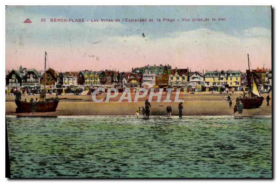 CPA Berck Plage Les Villas De I'Esplanade Et La Plage Vue prise de la mer